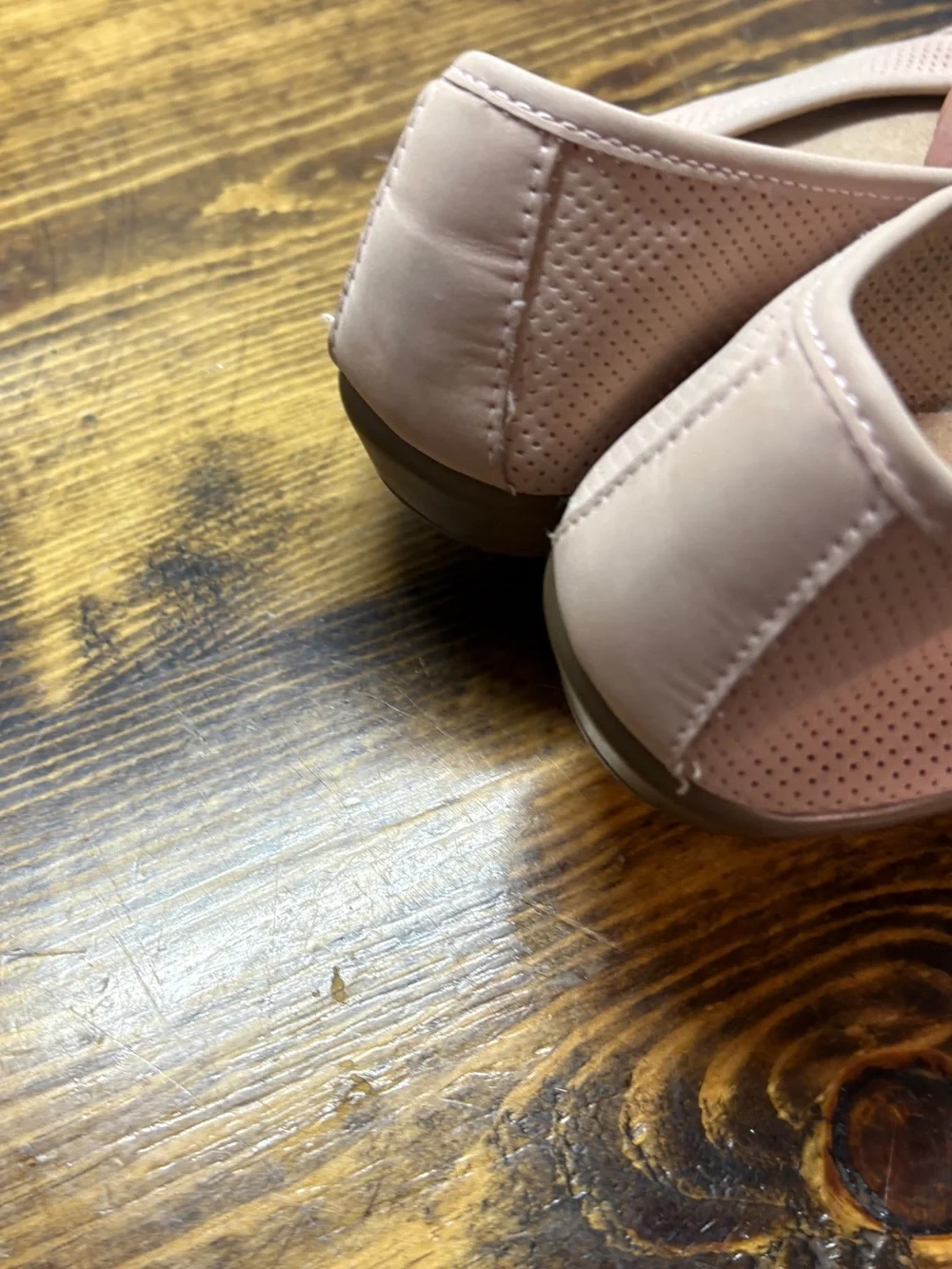 AEROSOLES these are
